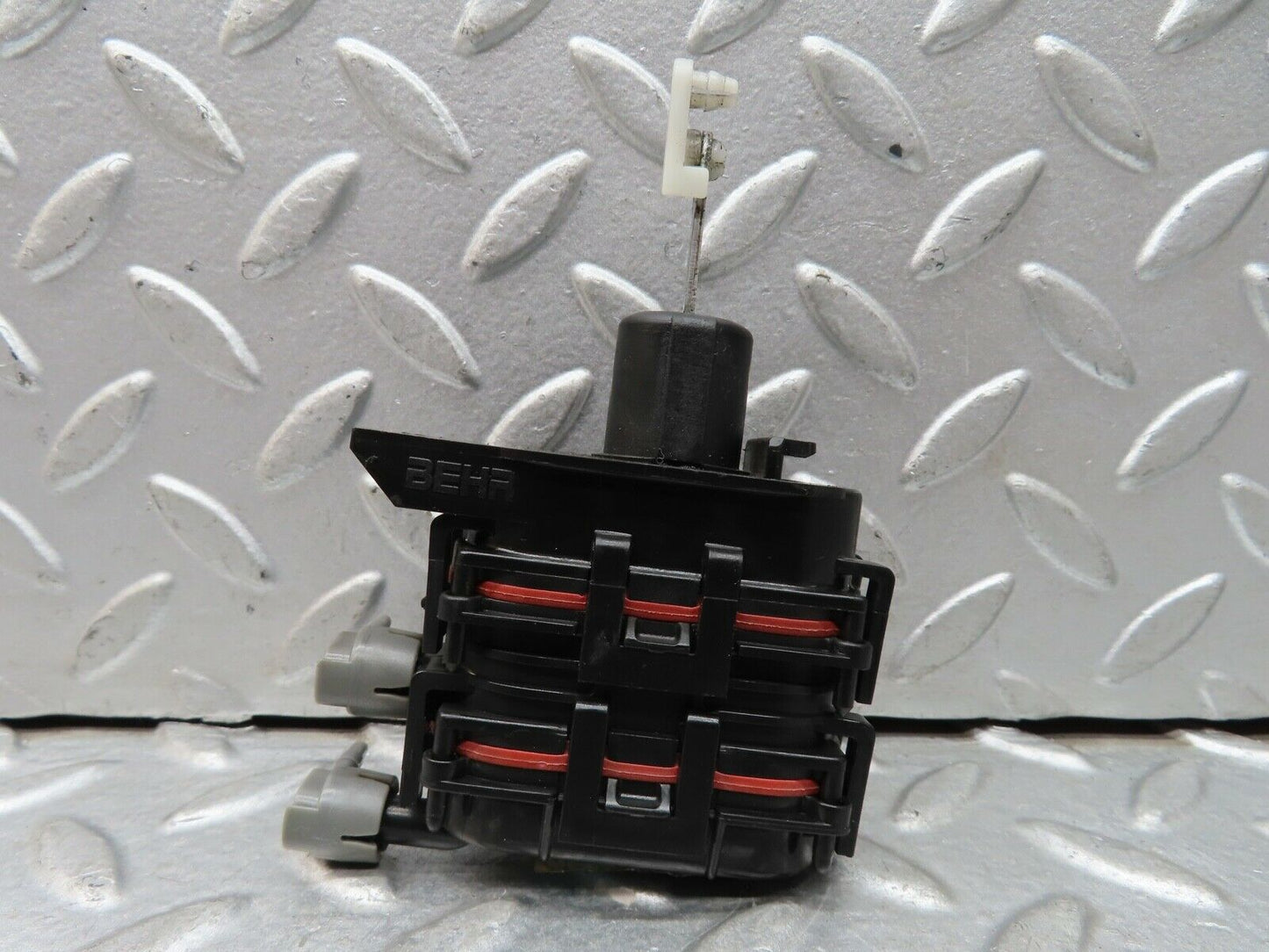 19398 Mercedes-Benz C140 CL420 Coupe Heater Box Vacuum Actuator 9062700252