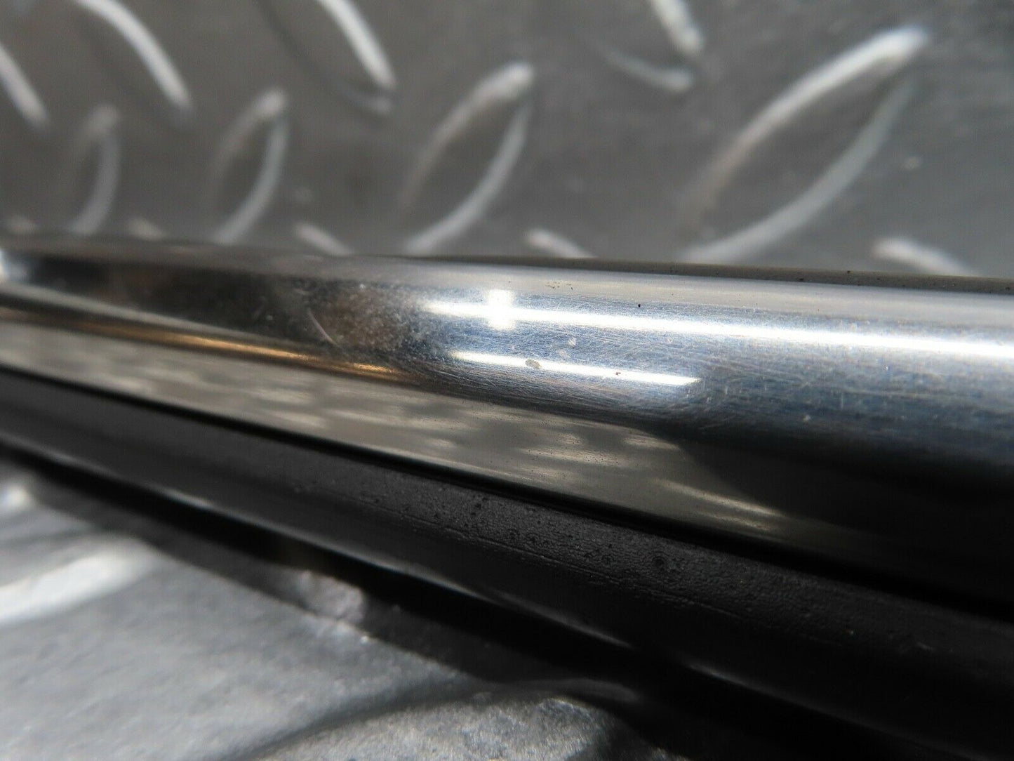 20463 Mercedes-Benz W114 280CE Coupe Rear Left Fender Wing Centre Moulding Trim