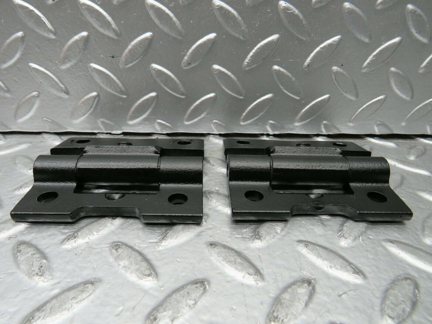 23120 Mercedes-Benz C123 230CE Coupe Door Hinges Pair 1237200037