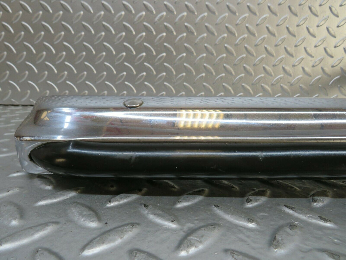 23239 Mercedes-Benz W116 350SE Front Left Upper Bumper Corner 1168800170