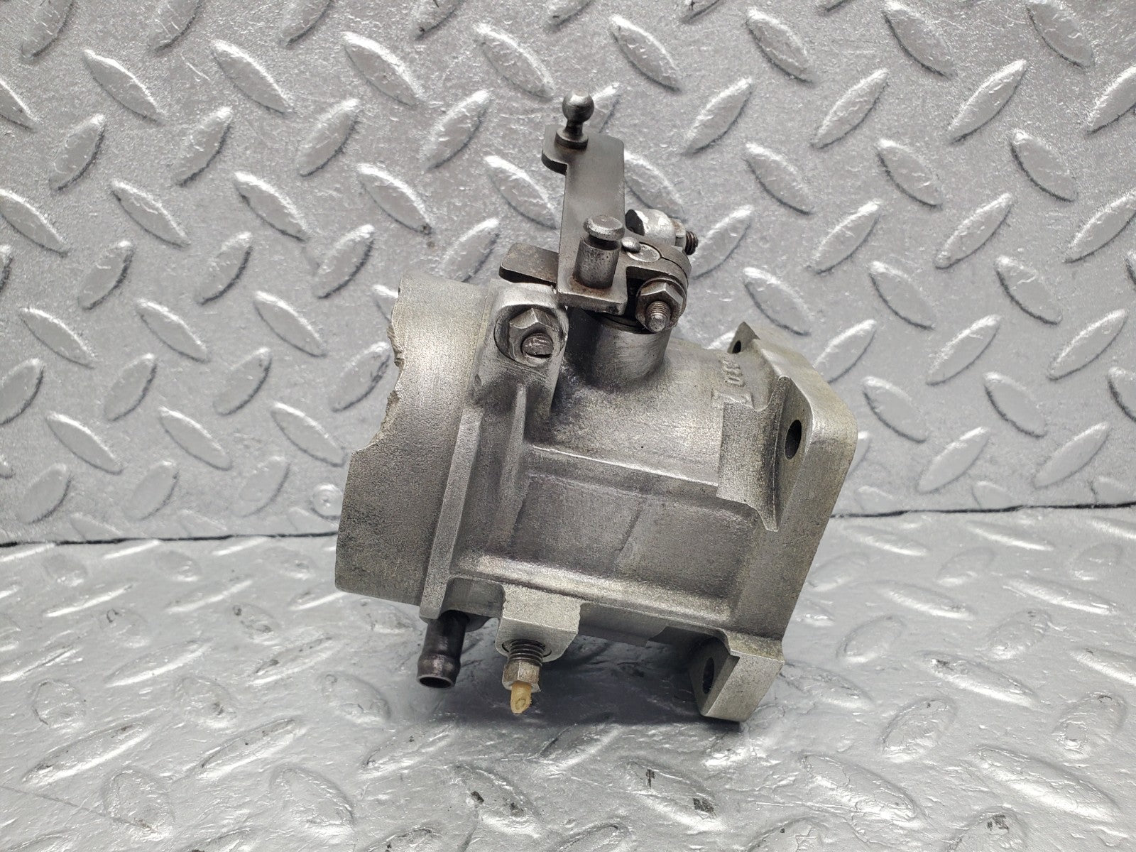 W112 throttle body valve used OEM