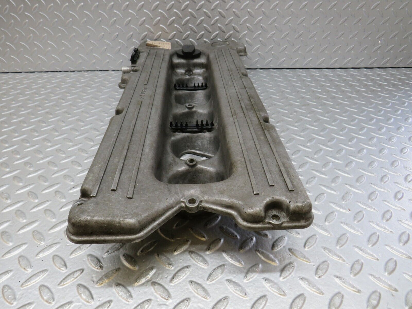 35637 Mercedes-Benz R107 280SL Coupe Cylinder Head Valve Cover 1100160905