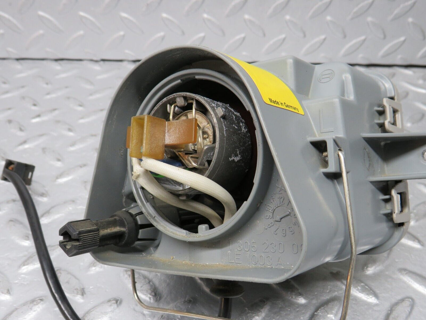 38465 Mercedes-Benz R129 280SL Coupe Front Left Fog Light Bosch 0305120001 1298200156 1305621245