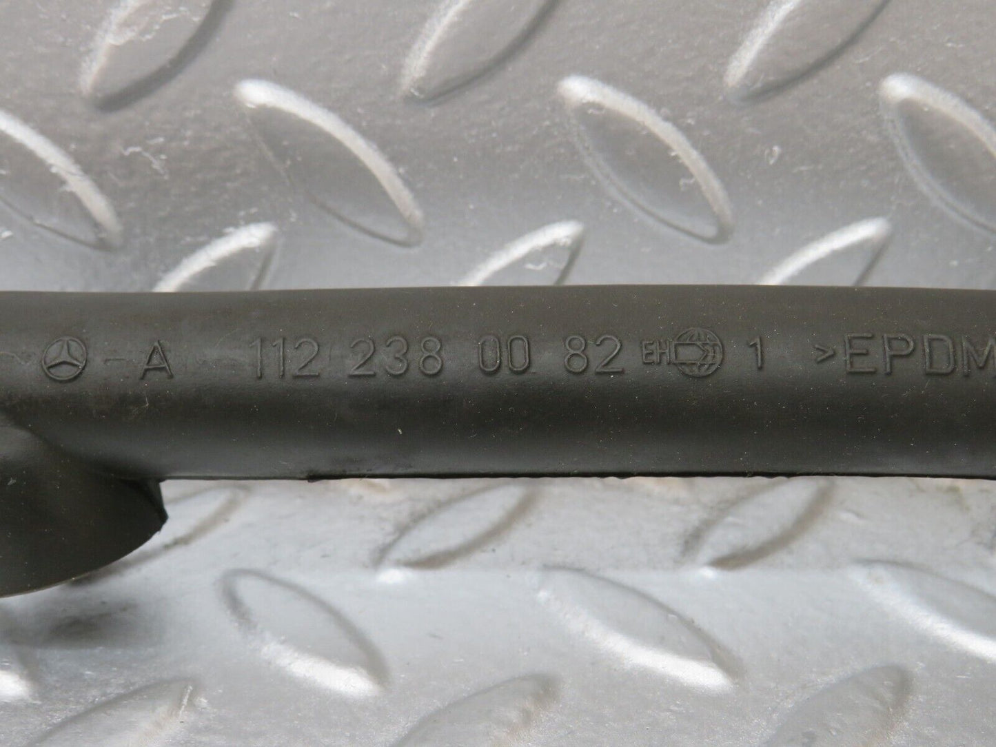 35068 Mercedes-Benz W210 320E EGR Air Pump Pipe Hose 1122380082