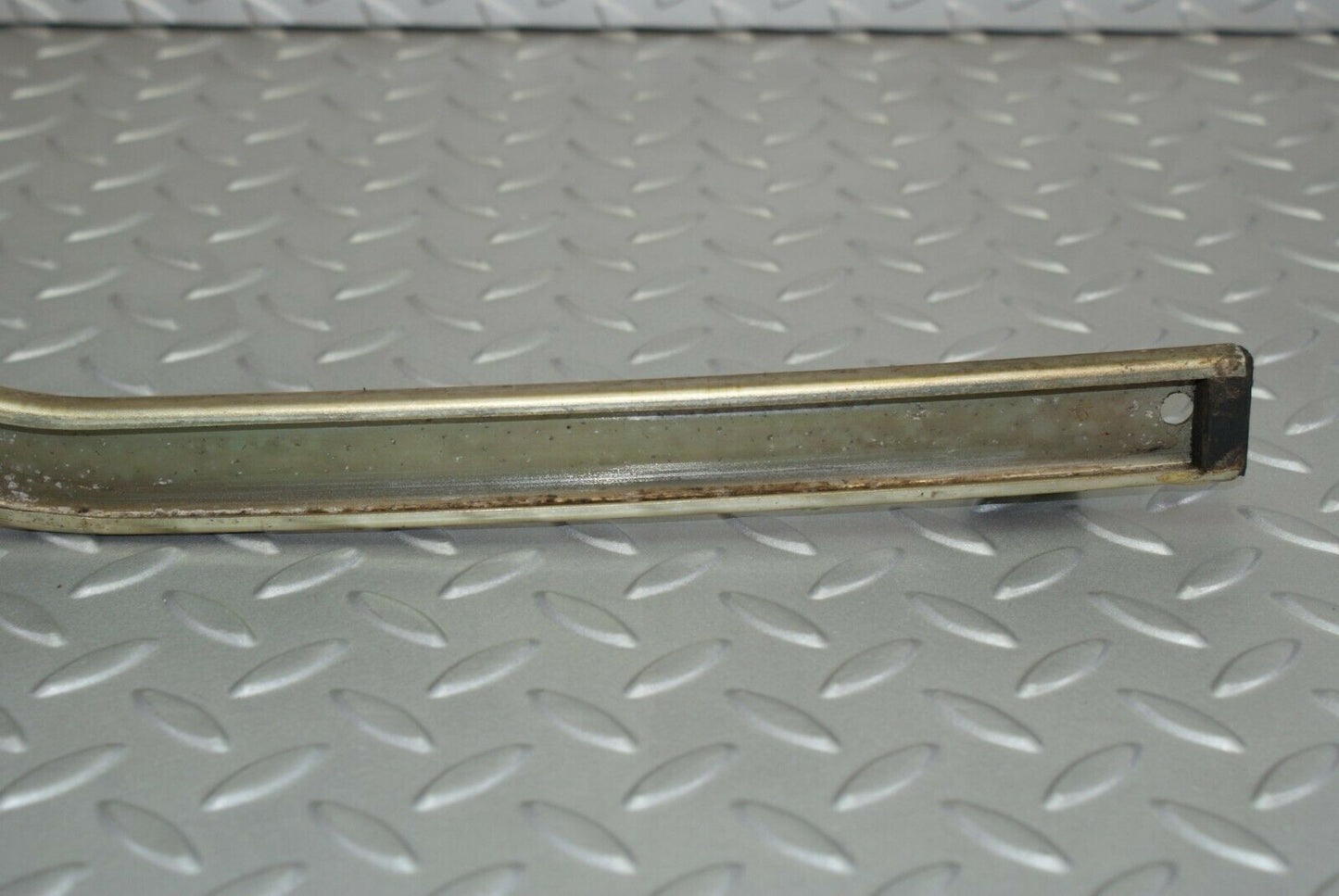 2992 Mercedes-Benz C123 280CE Coupe Rear Right Window Chanel