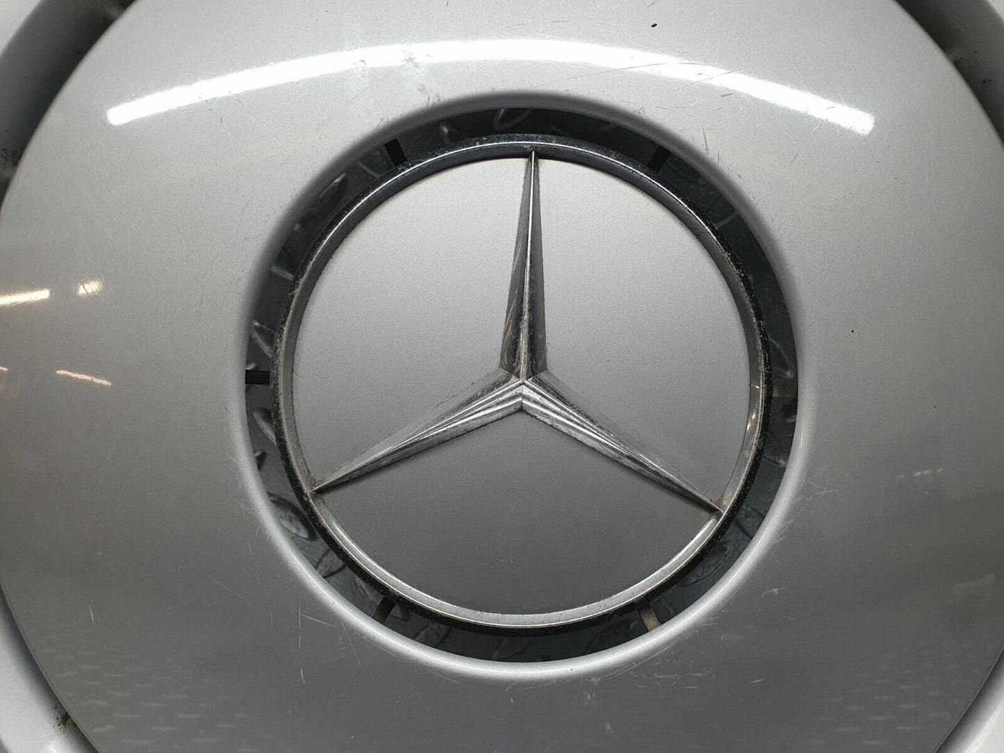 42879 Mercedes-Benz W201 190 2.0L Wheel Trim Hub Cap 14" 2014010324