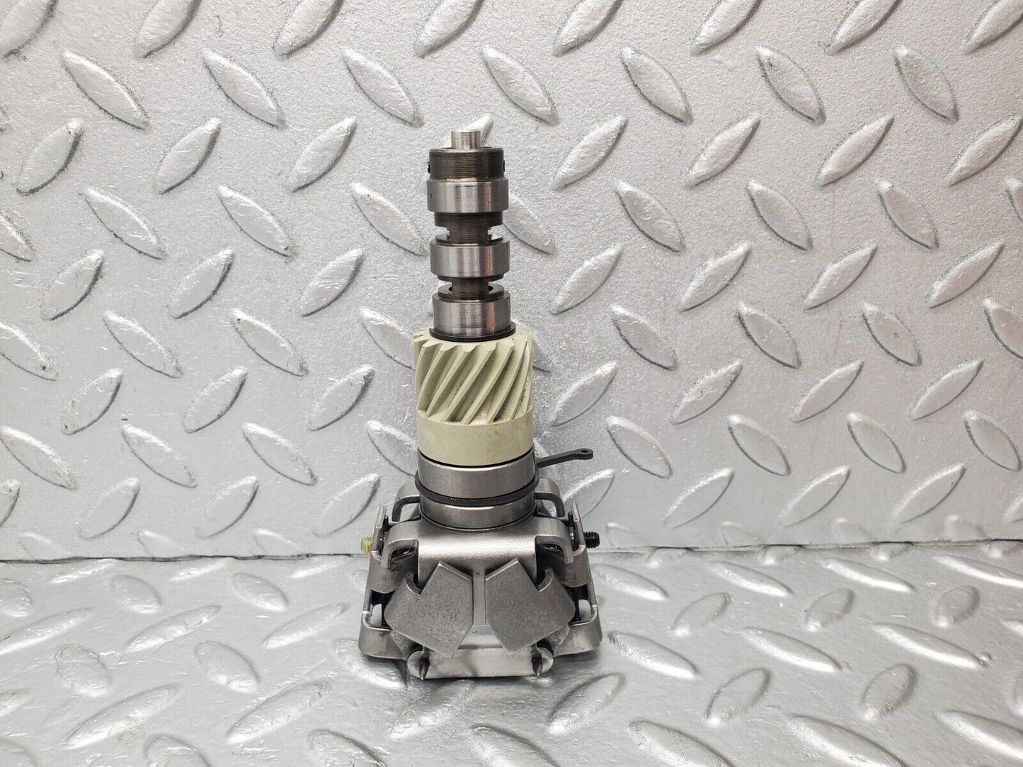 46298 Mercedes-Benz W124 280E Automatic Gearbox Governor 722.433