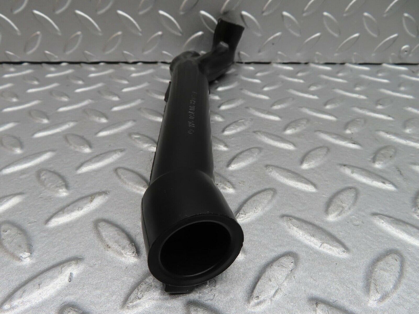 14419 Mercedes-Benz W116 350SE Air Intake Breather Hose 1160940682