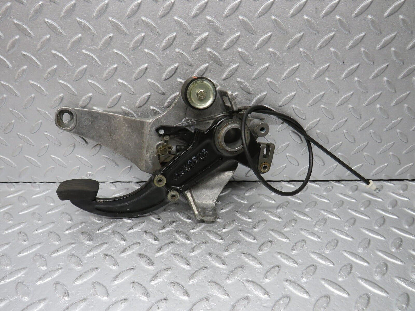 38435 Mercedes-Benz R129 280SL Coupe Parking Brake Pedal 1294270336 1294270101