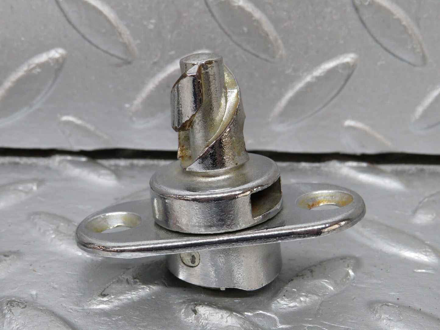 39960 Mercedes-Benz R107 350SL Coupe Soft Top Lock Pair