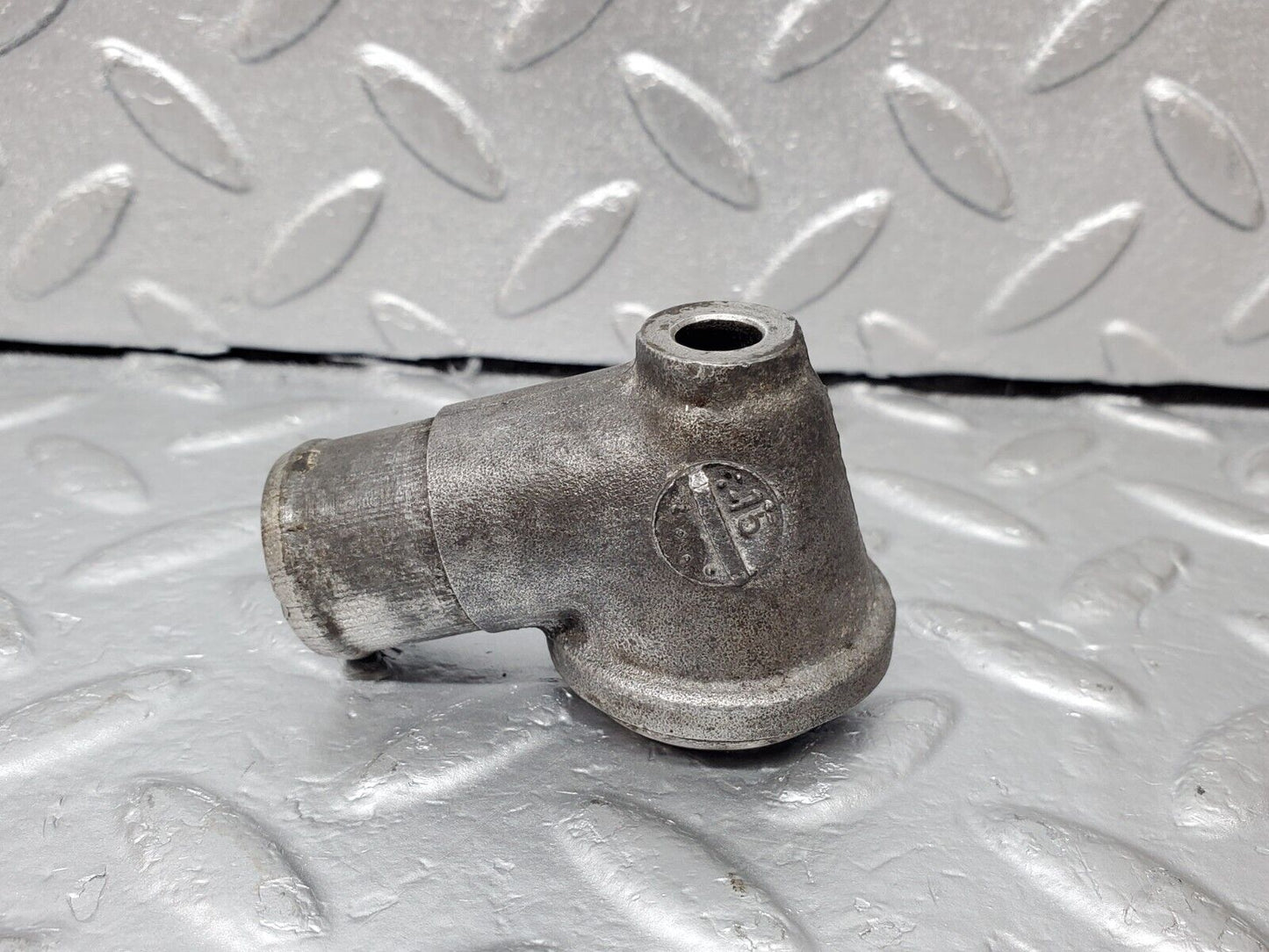 44562 Mercedes-Benz W123 280E Engine Oil Return Pipe 1101870226