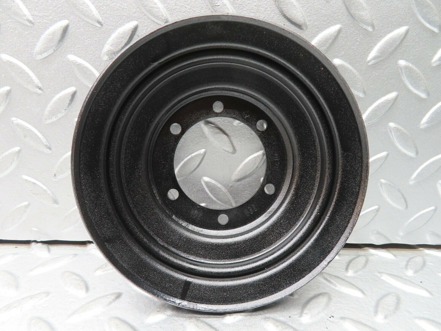 21284 Mercedes-Benz W123 230E Crankshaft Pulley 1020320404