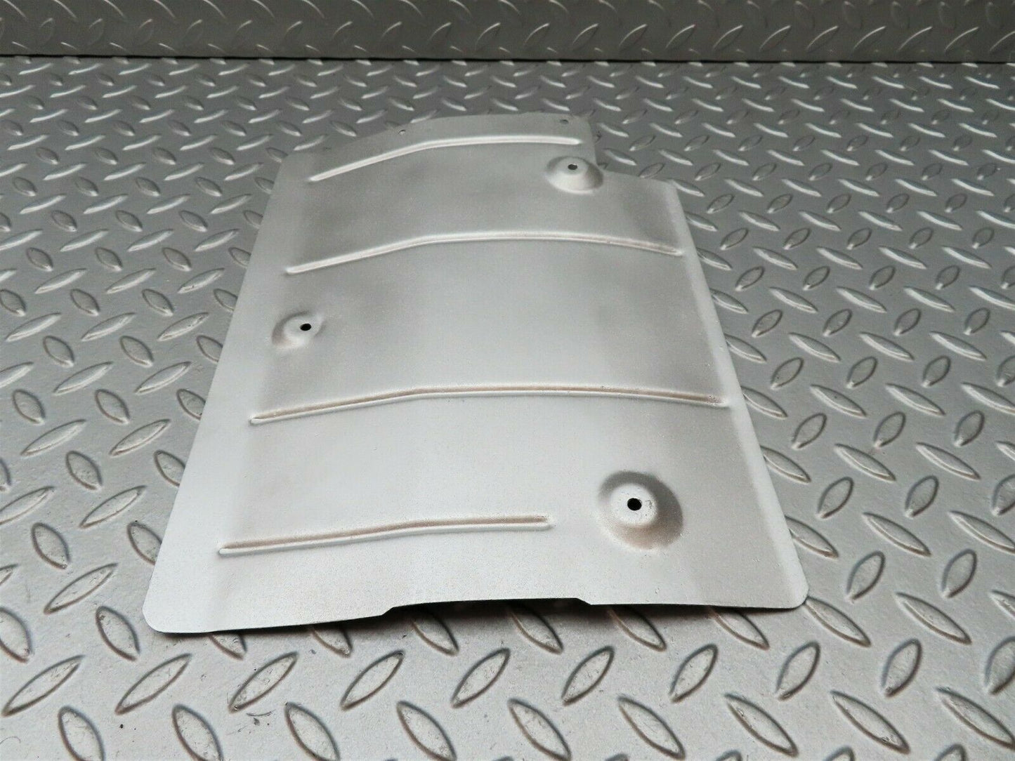 3995 Mercedes-Benz S123 200T Wagon Exhaust Heat Shield