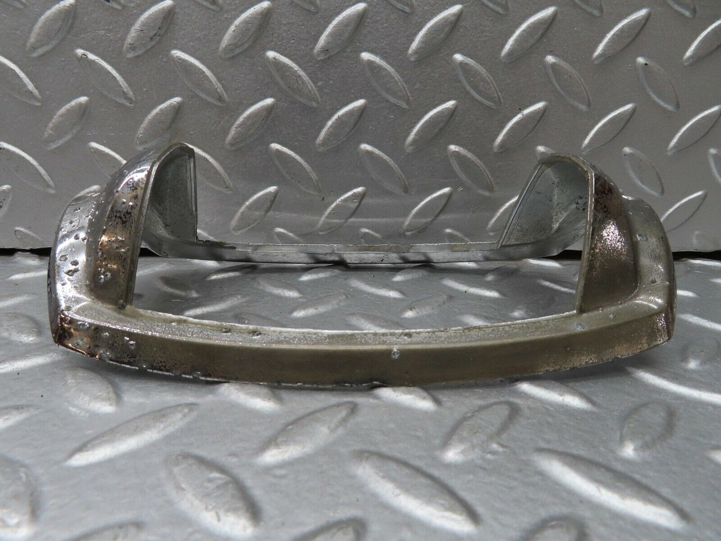 18665 Mercedes-Benz W120 W121 Ponton Tail Light Chrome Frame