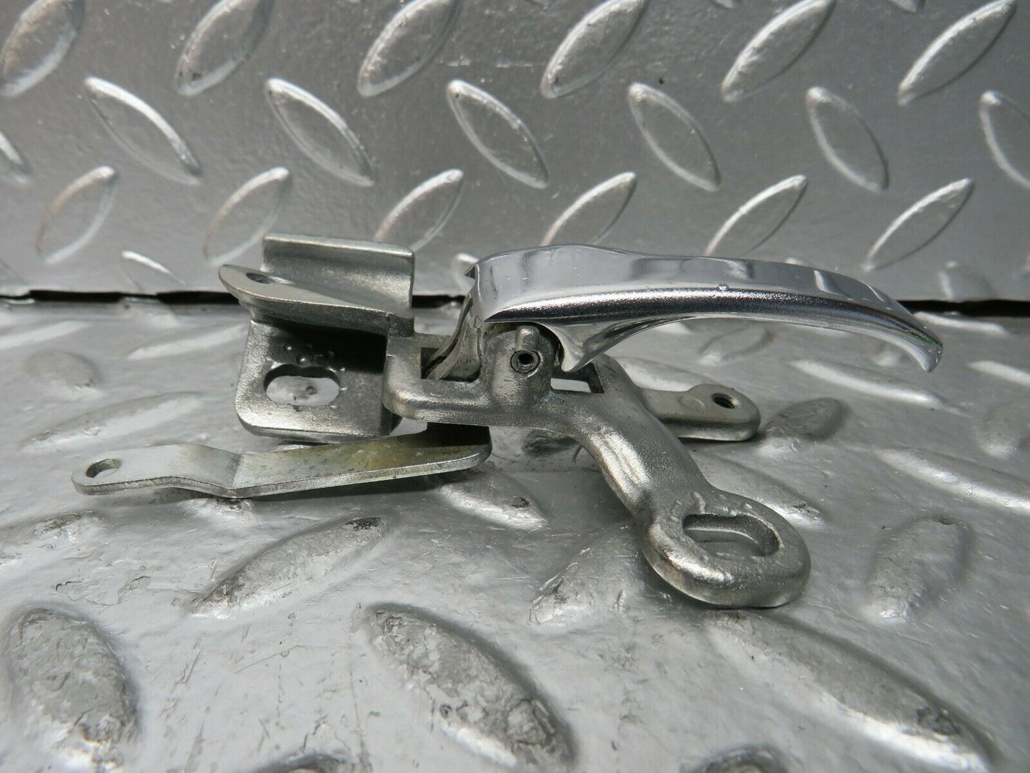 23265 Mercedes-Benz W116 350SE Left Interior Door Handle Chrome 1167660119
