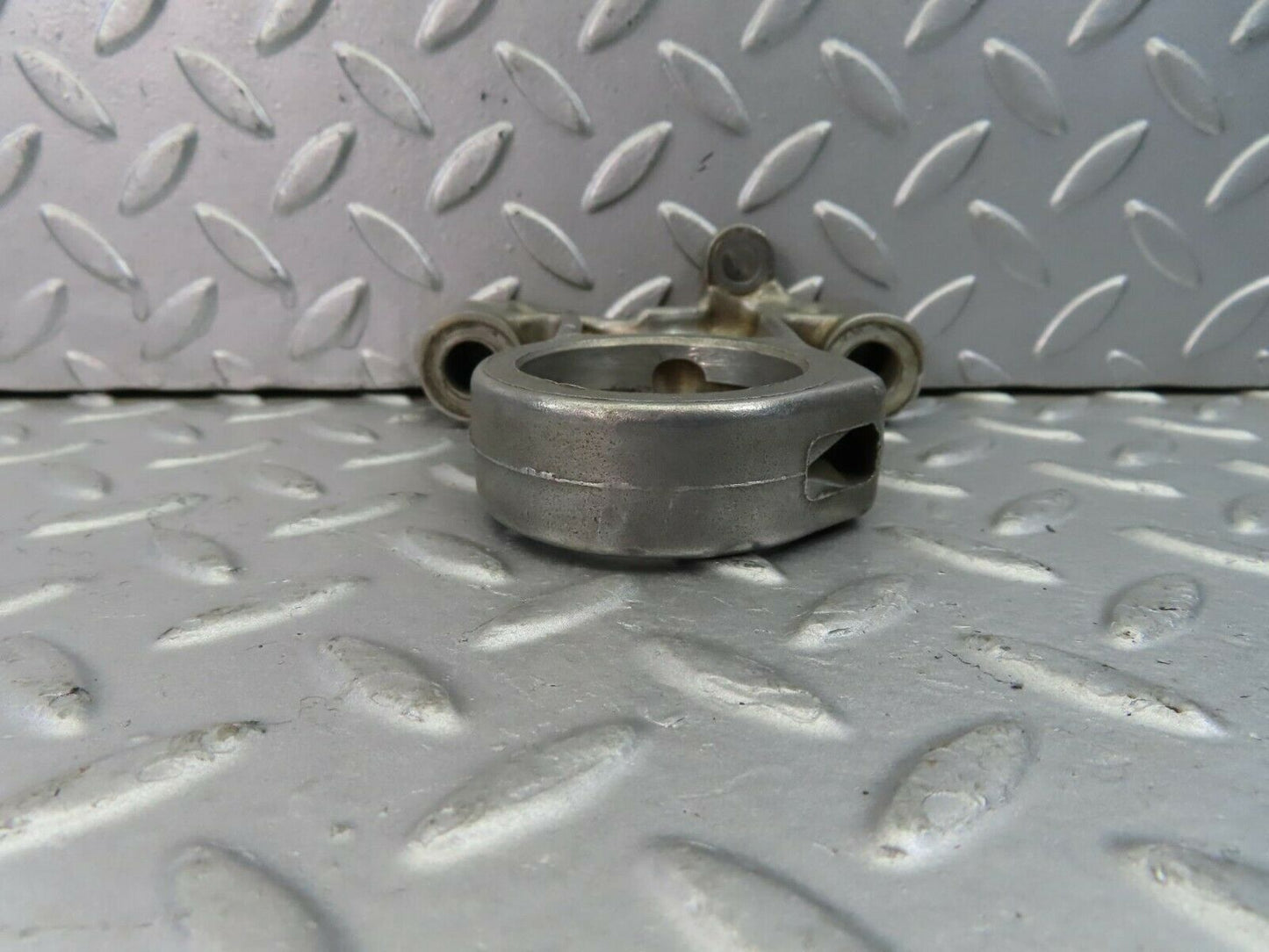 8989 Mercedes-Benz W110 Camshaft Tower Bearing 1800514016 48 mm
