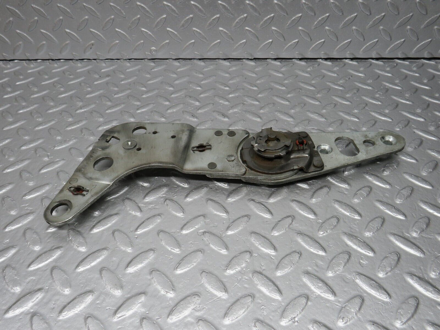 40015 Mercedes-Benz R107 350SL Front Right Seat Hinge 0009109285