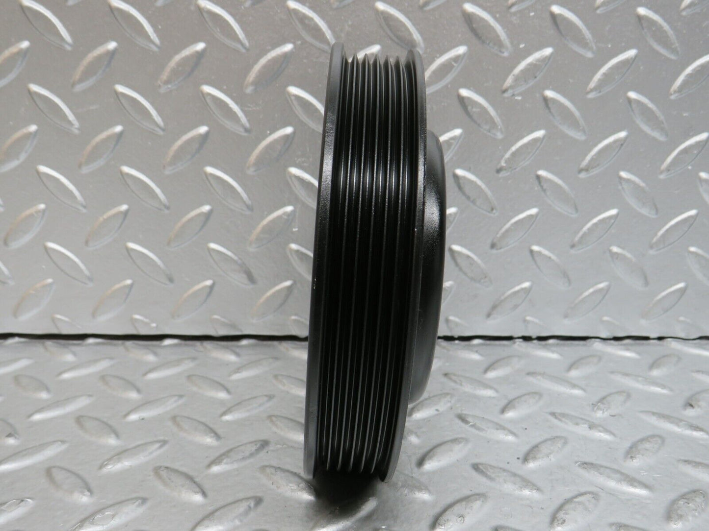 29514 Mercedes-Benz W124 230E Crankshaft Pulley 6030320204