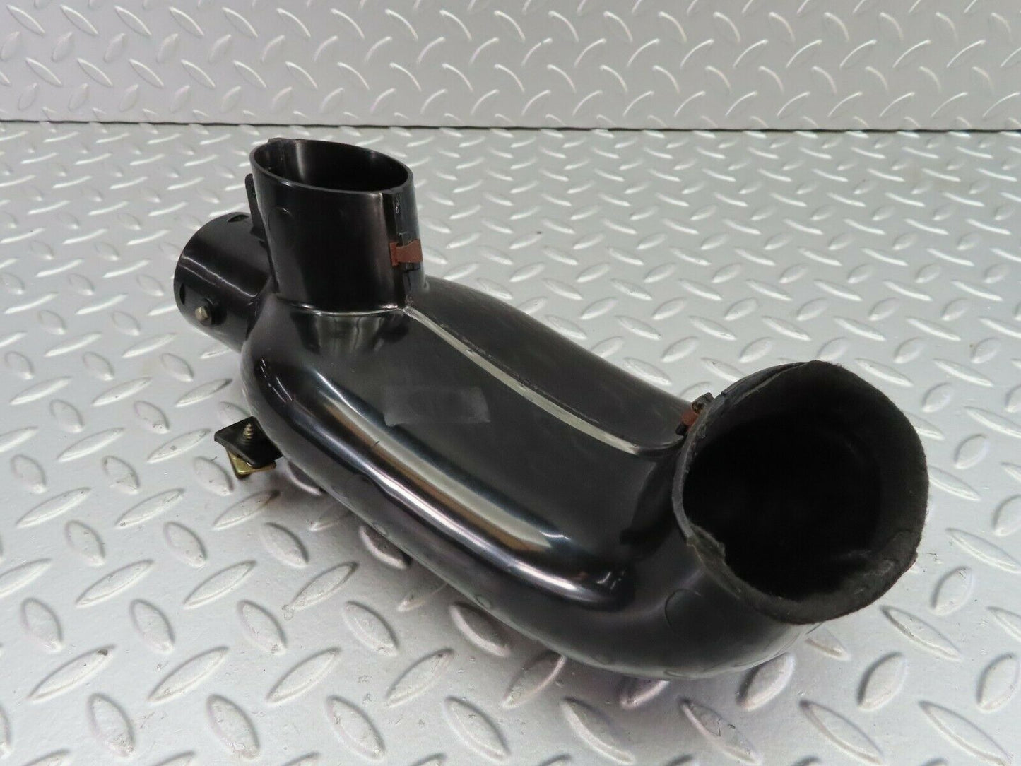 7217 Mercedes-Benz C107 350SLC Coupe Heater Air Duct Left