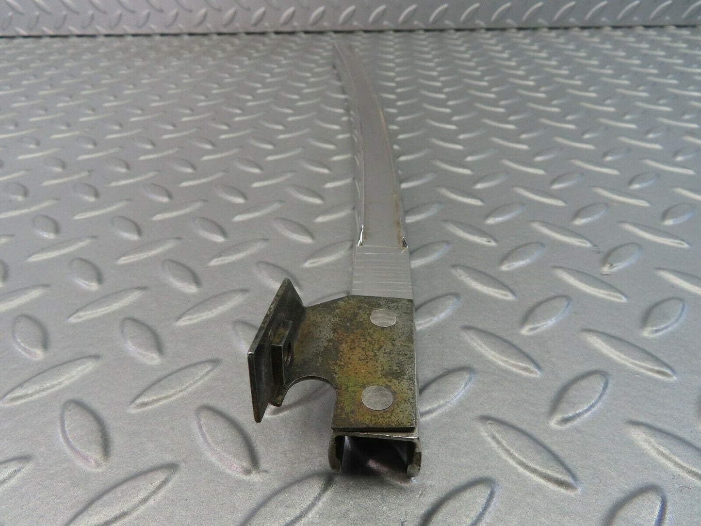 7280 Mercedes-Benz W116 450SE Rear Right Chrome Window Channel