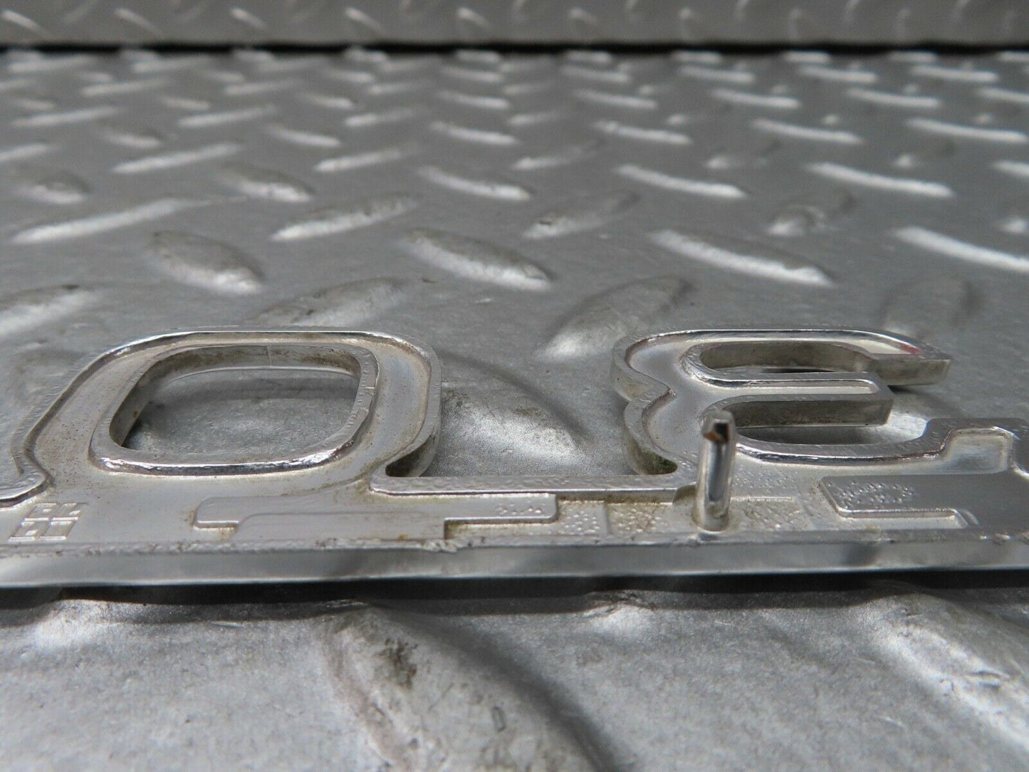 19113 Mercedes-Benz W123 300D Trunk  Badge Emblem 1238170915