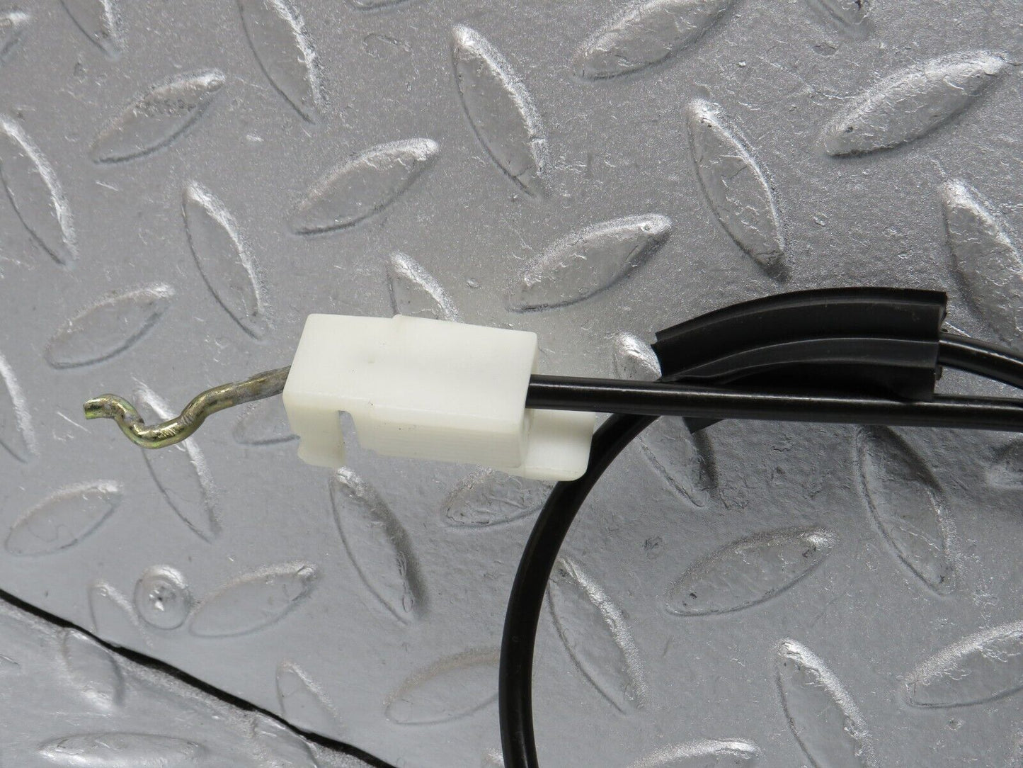 38476 Mercedes-Benz R129 280SL Coupe Door Lock Cable