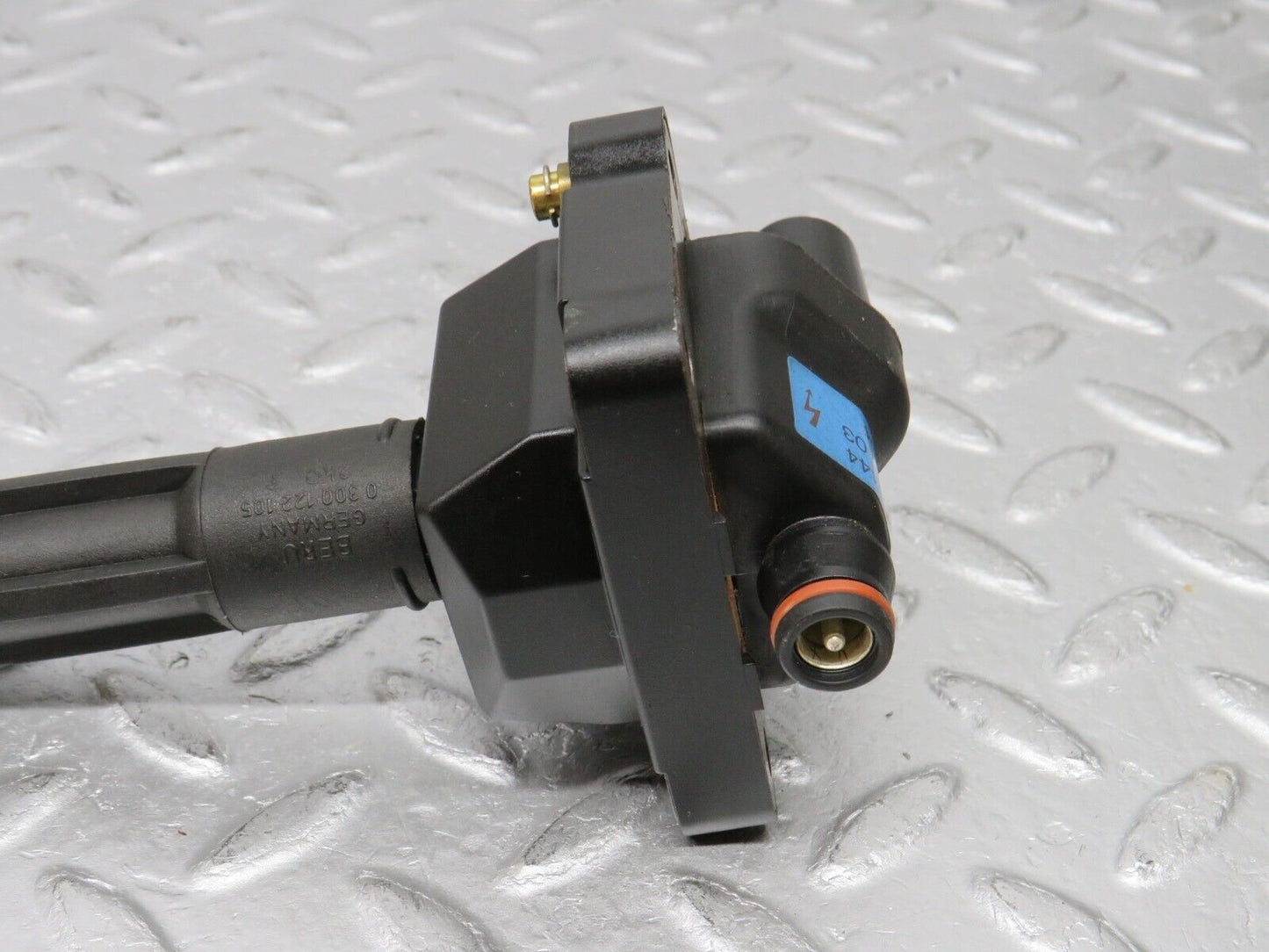 38343 Mercedes-Benz R129 280SL Coupe Ignition Coil Bosch 0221506444 0001587003 0001593642