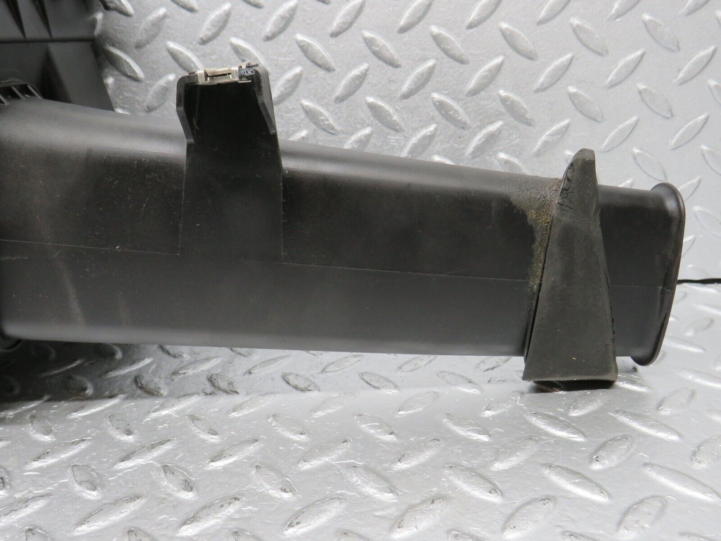 39673 Mercedes-Benz R129 320SL Coupe Air Filter Box Housing 1040900501 4616885903