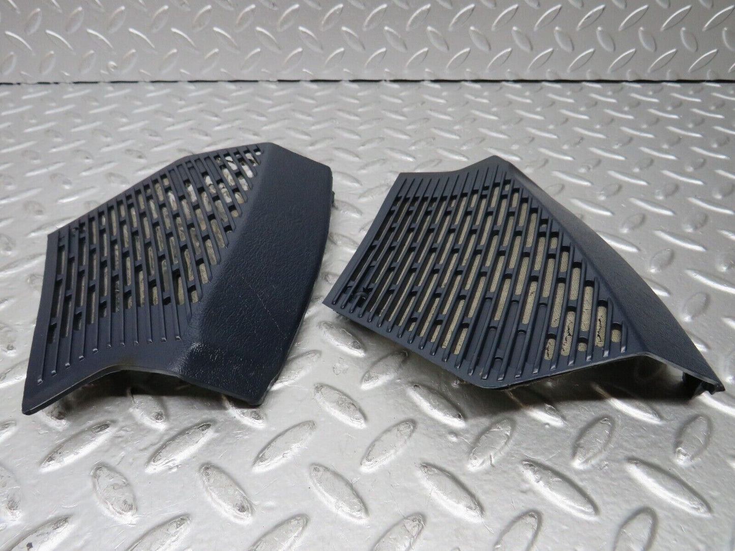 26876 Mercedes-Benz W123 240D Dashboard Speaker Covers 1236802707 1236802807