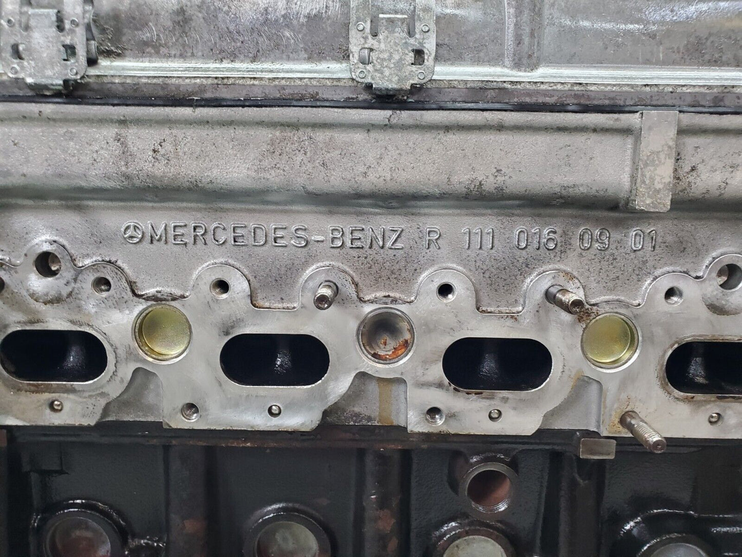 44887 Mercedes-Benz W124 220E Complete Engine 111.960 1110111201