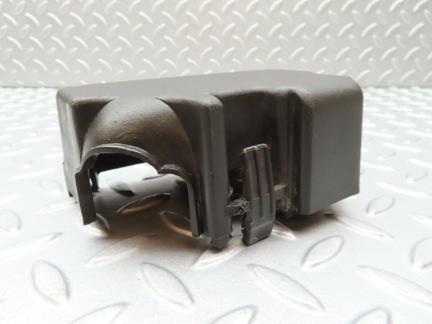 3911 Mercedes-Benz S123 200T Wagon Fuse Box Relay Cover 1235450146