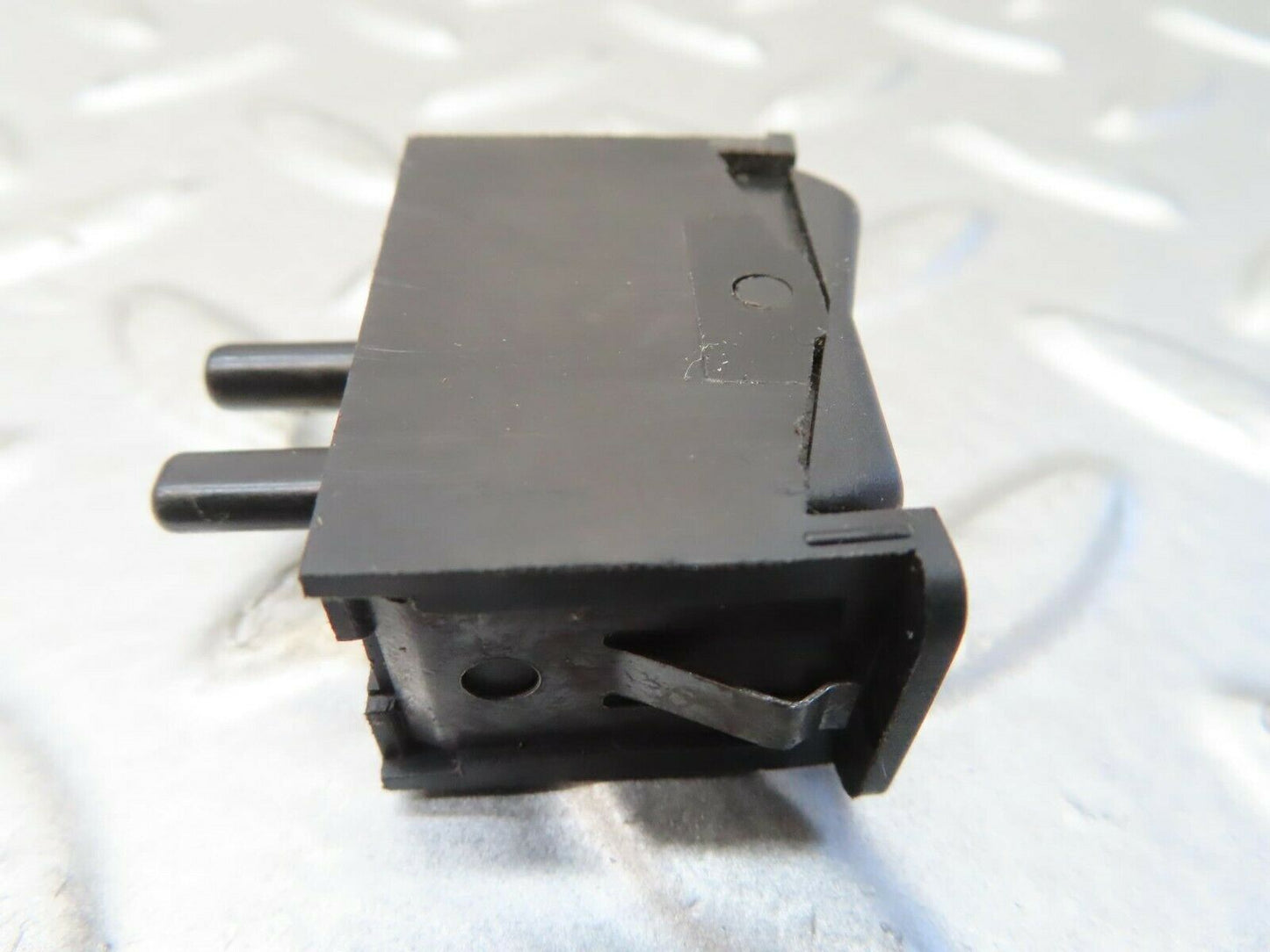 15789 Mercedes-Benz R107 450SL Coupe Interior Dome Light Switch 0008205810