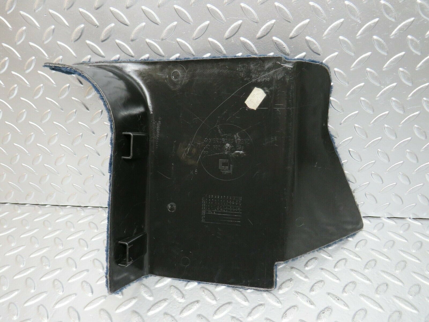 24605 Mercedes-Benz W140 S320 Front Left Kick Panel Blue 1406800380