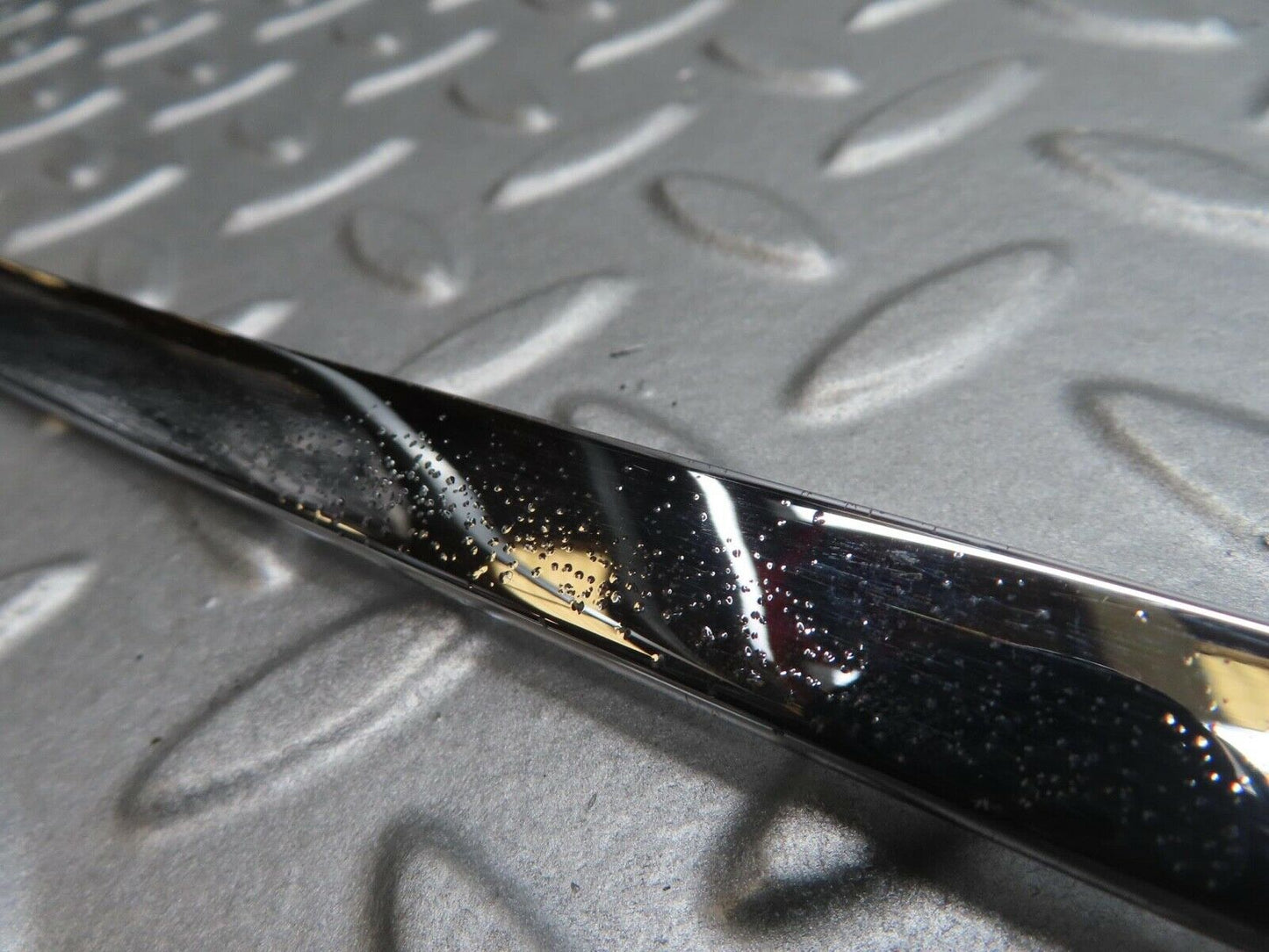 13283 Mercedes-Benz W111 220S Rear Windscreen Top Chrome Strip