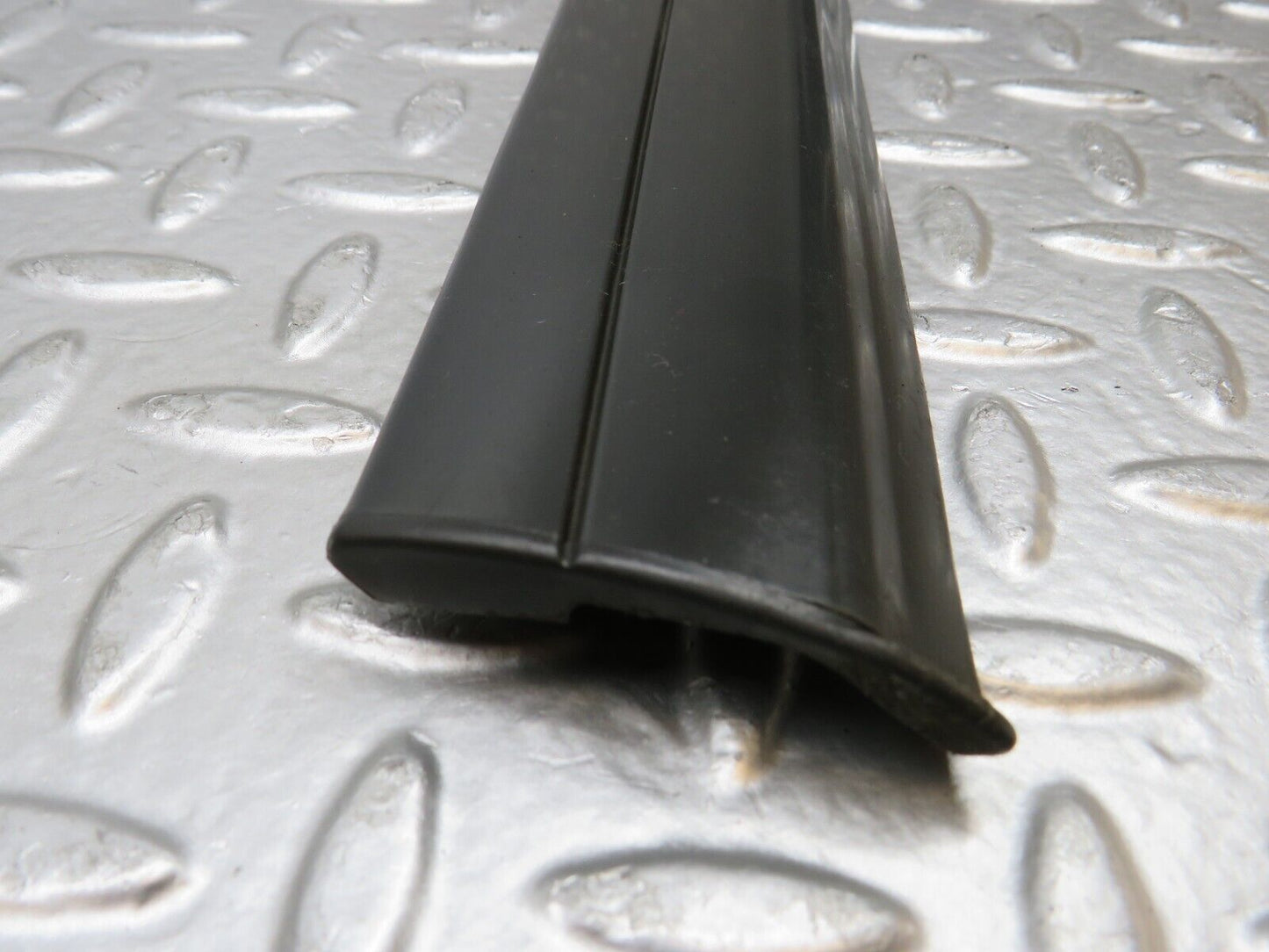 30792 Mercedes-Benz W201 190E 2.0L Front Right Door Lower Moulding Trim