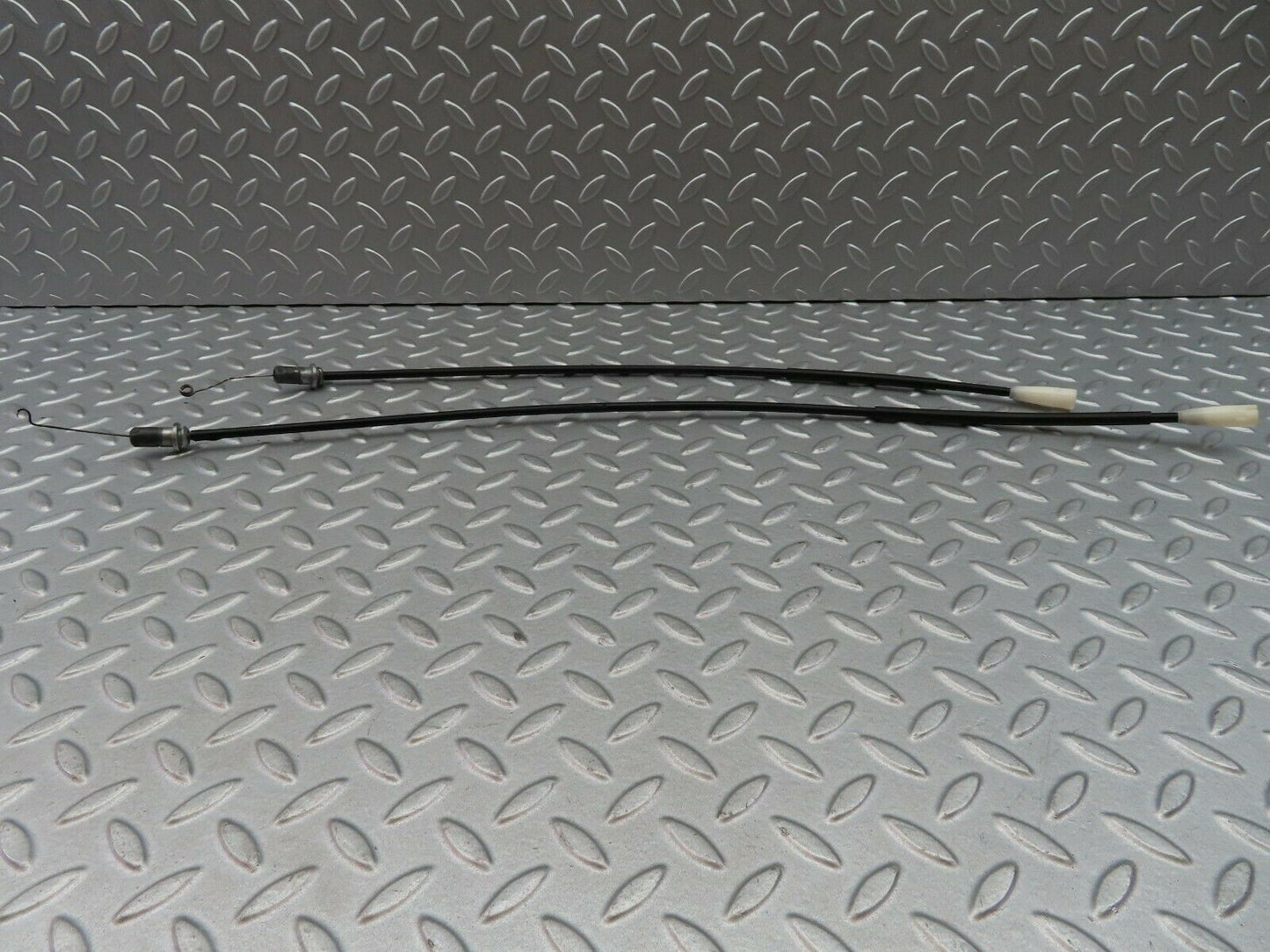 5874 Mercedes-Benz W123 200 Heater Control Cable Pair