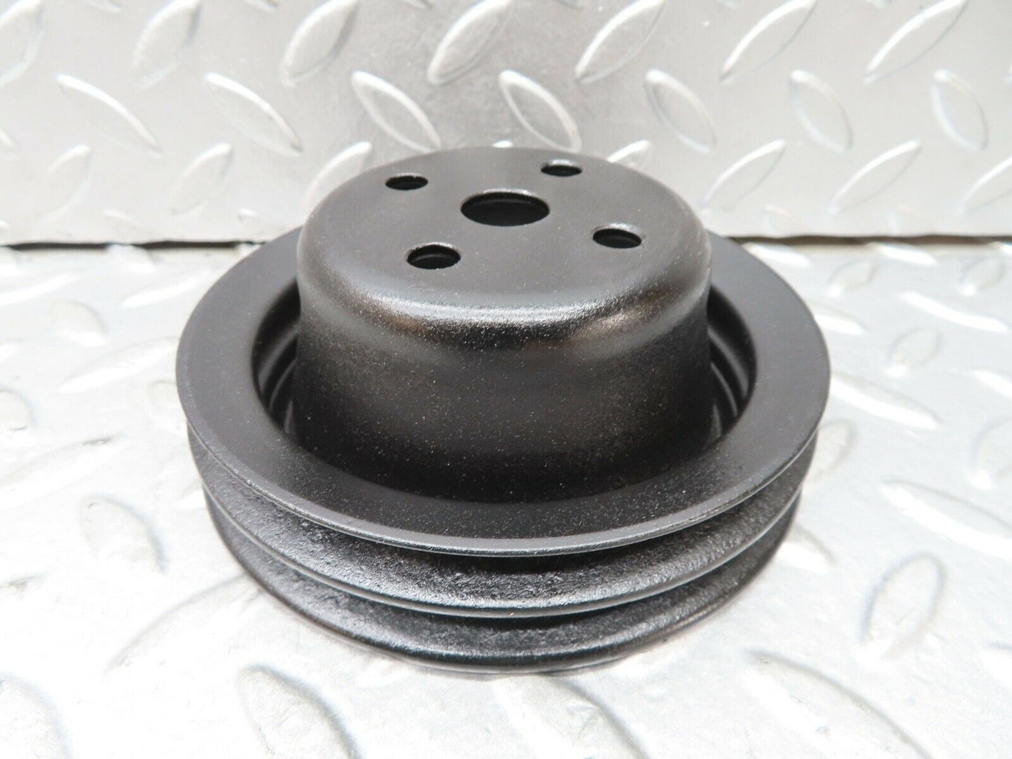 17798 Mercedes-Benz W116 450SEL Water Pump Pulley