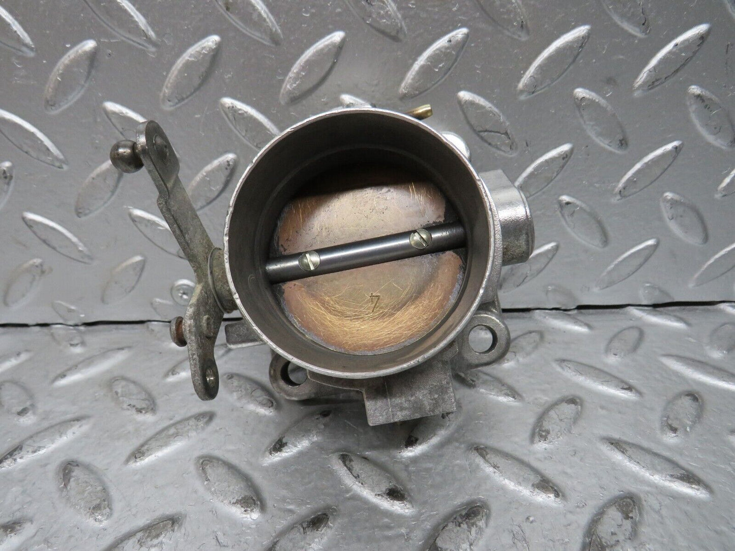28700 Mercedes-Benz W123 230E Throttle Body Valve 0011402353