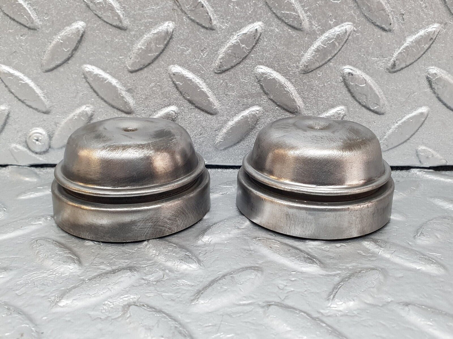 44044 Mercedes-Benz C123 230CE Coupe Wheel Hub Locking Cap