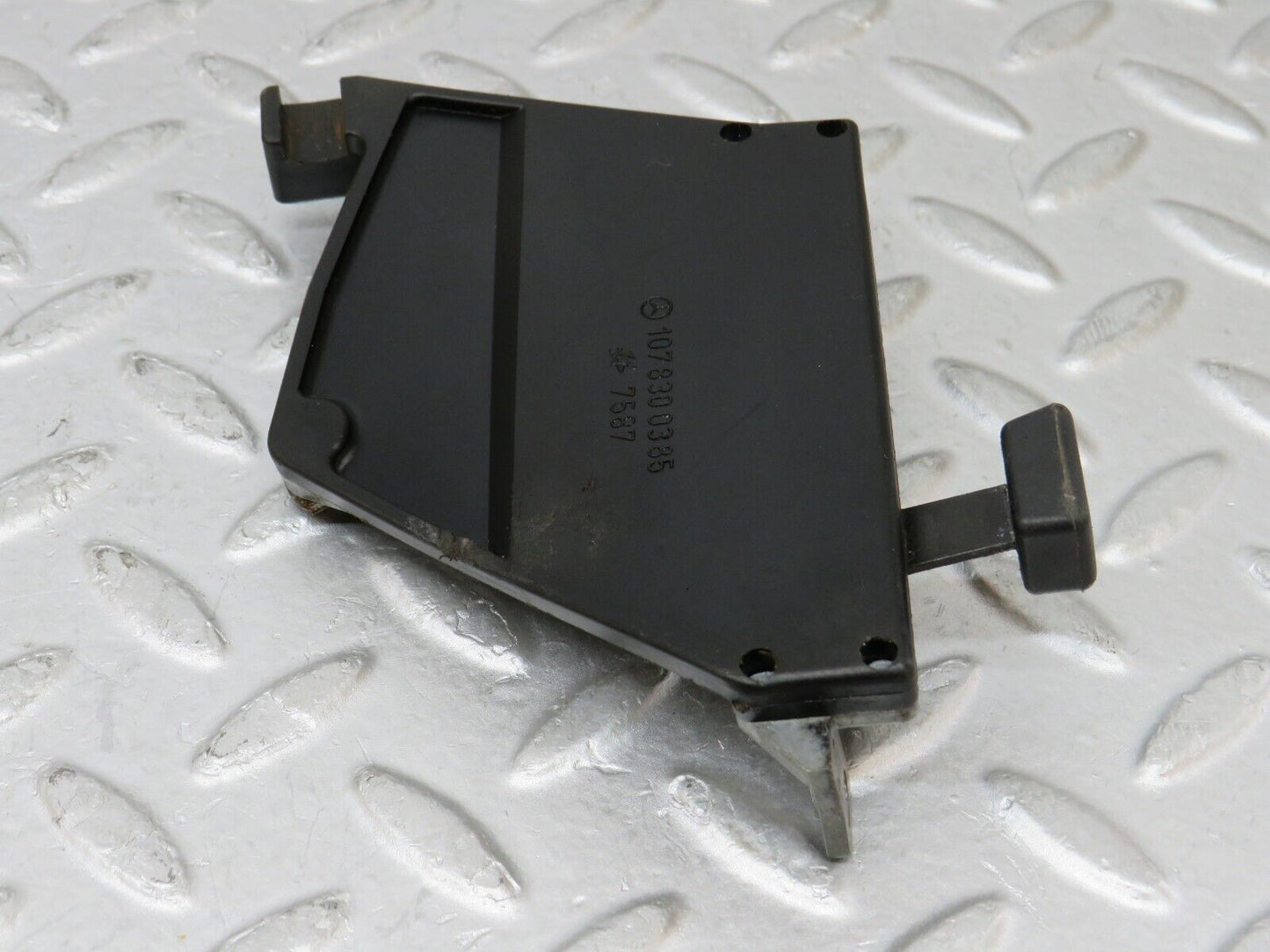 35539 Mercedes-Benz R107 280SL Air Vent Control Lever Left 1078300385