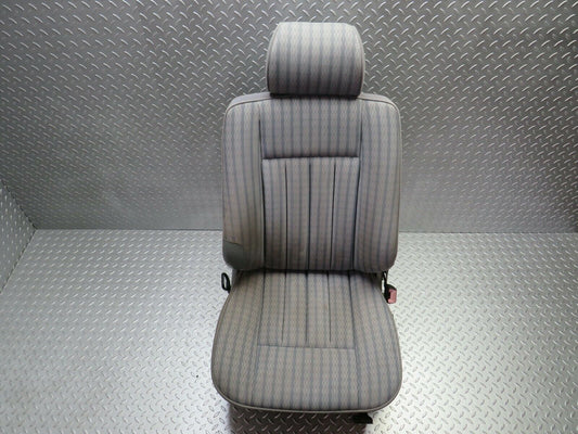 24371 Mercedes-Benz S124 220TE Wagon Front Right Seat