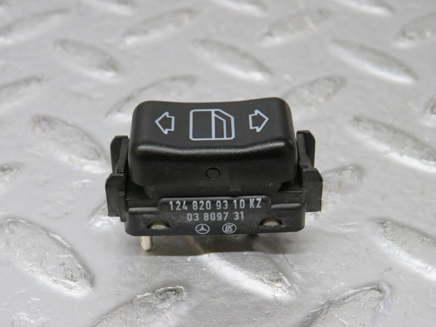 37994 Mercedes-Benz A124 320E Cabriolet Electric Window Switch Frame Left 1408210065 1248209310