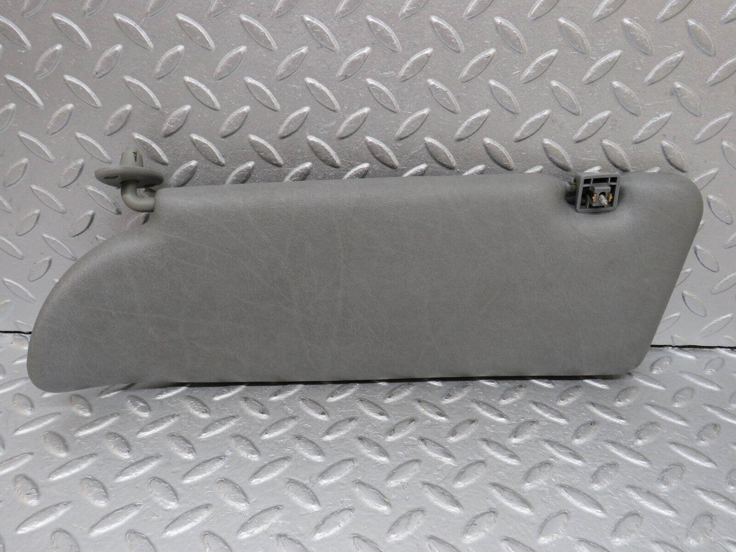 35969 Mercedes-Benz W126 420SE Sun Visor Right Side Grey