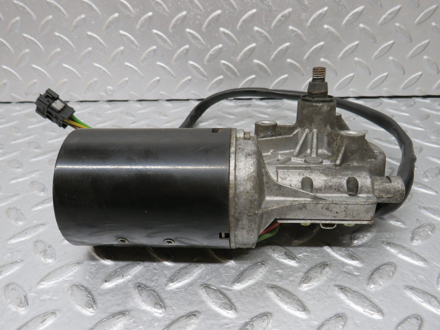 35303 Mercedes-Benz W140 Windscreen Wiper Motor