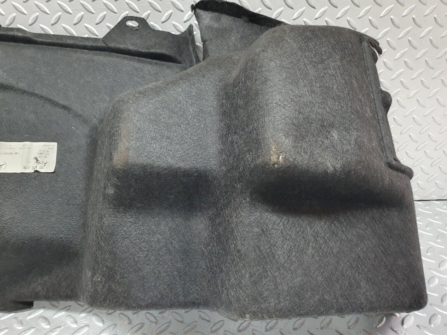 41764 Mercedes-Benz W202 C200 Trunk Boot Panel Cover Left Grey 2026933791