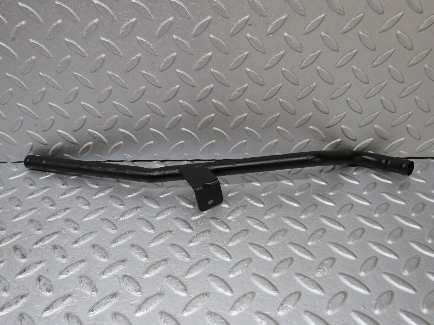 36777 Mercedes-Benz W201 190E Coolant Hose Pipe