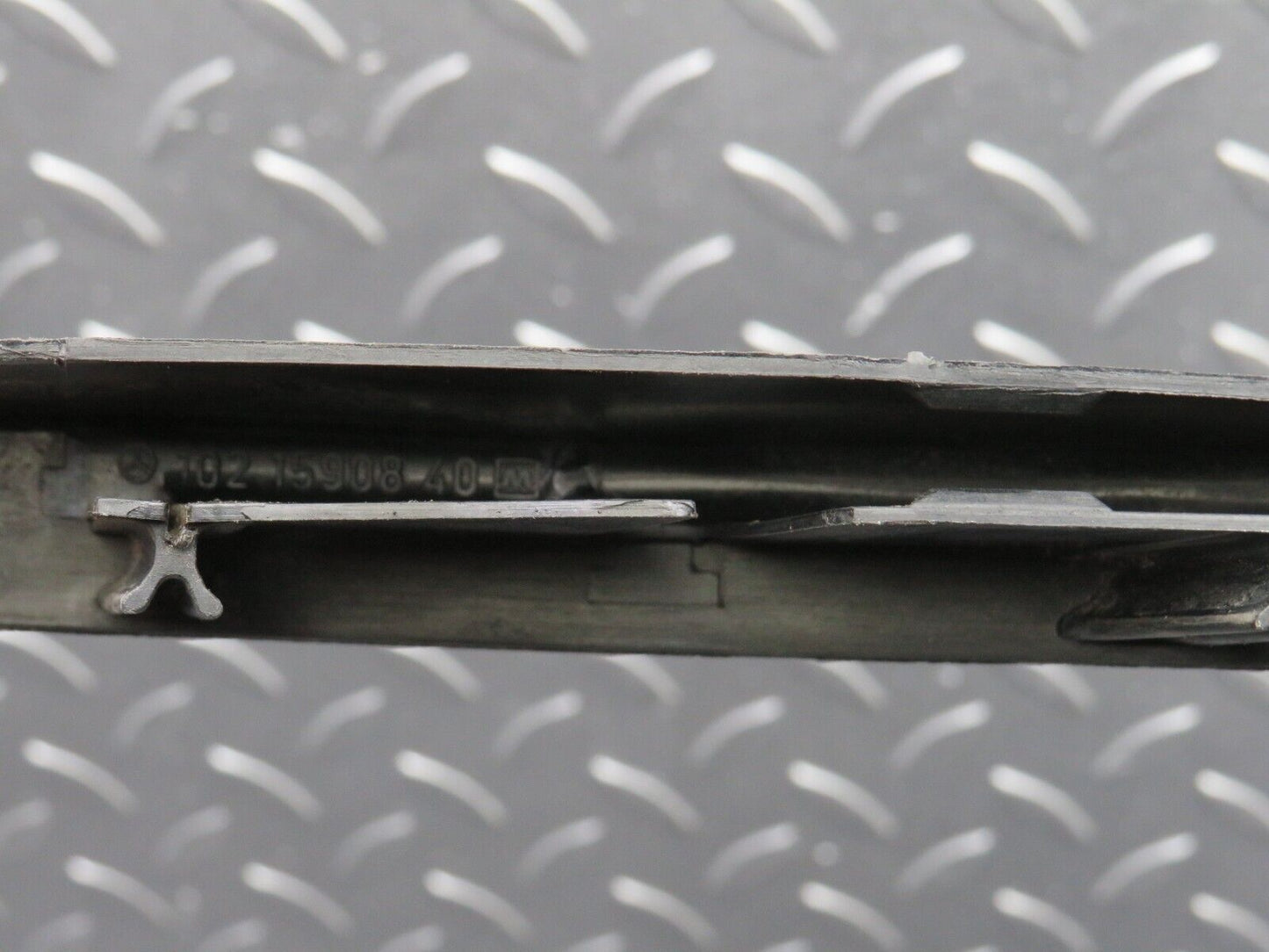 28855 Mercedes-Benz W123 230E Wagon Ignition Cabel Bracket 1021590840