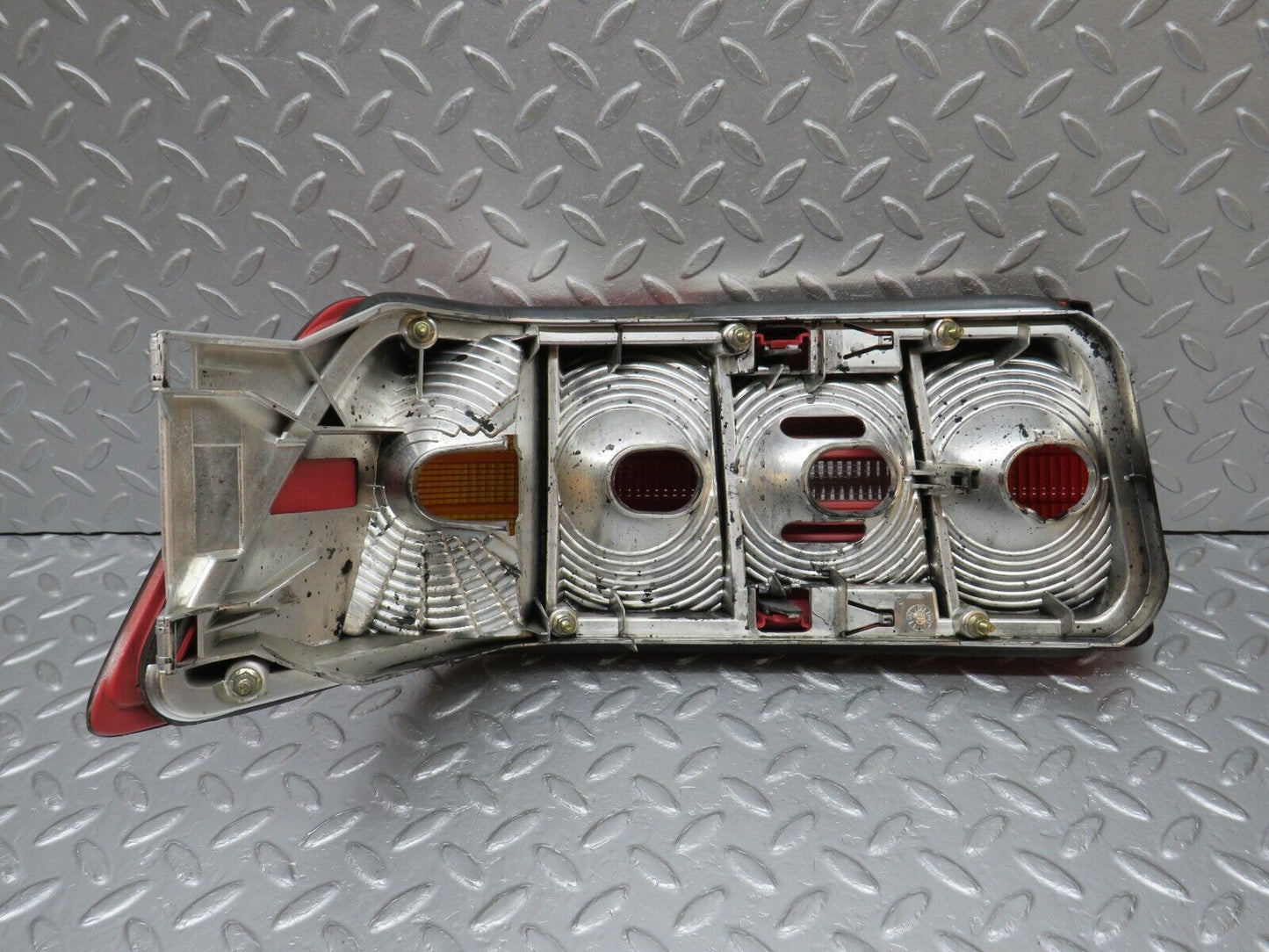 39348 Mercedes-Benz R129 320SL Coupe Tail Light Right Side