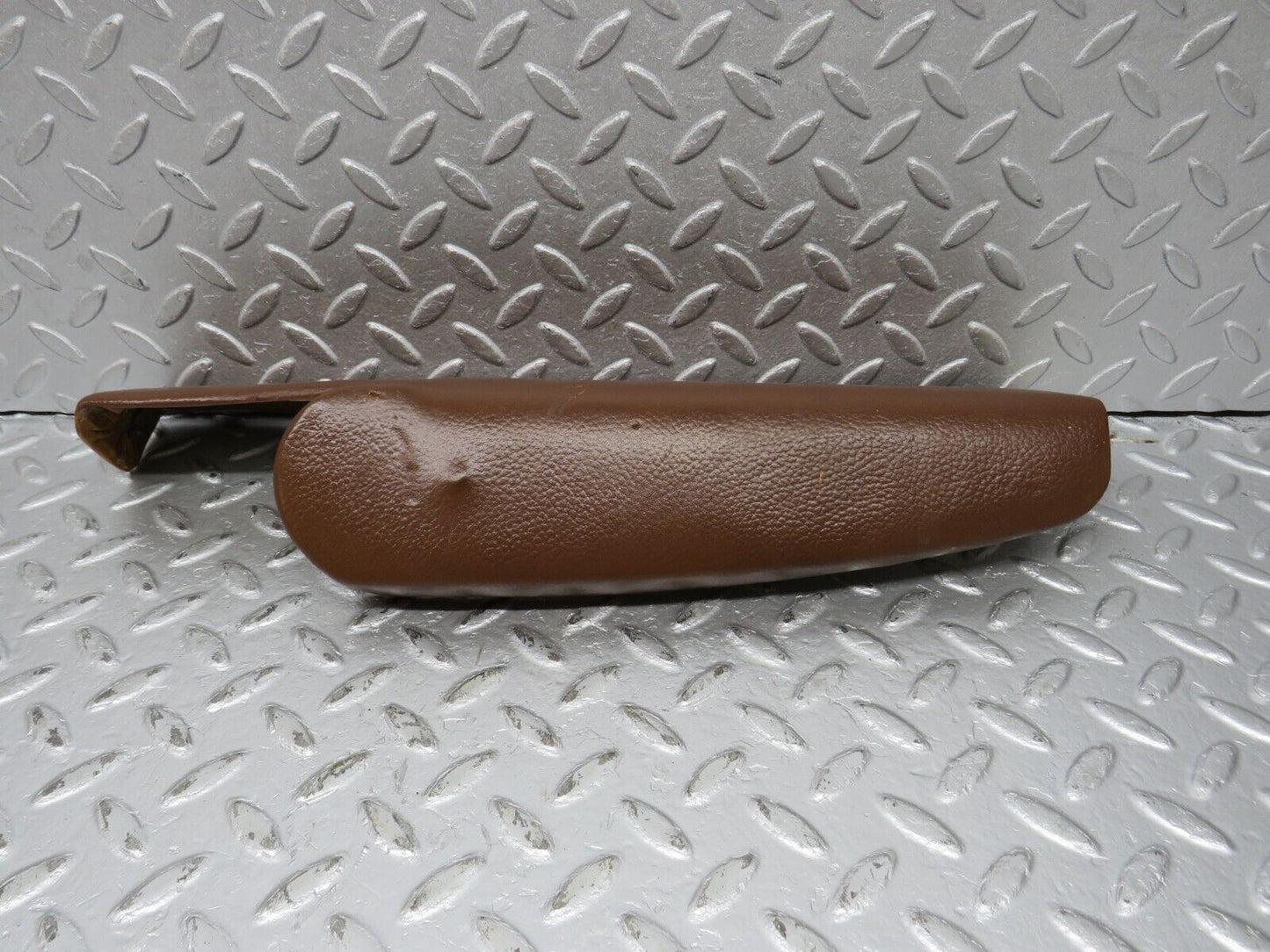 39975 Mercedes-Benz R107 350SL Front Seat Right Cover Brown
