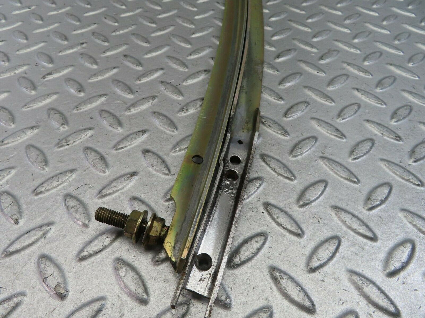 9726 Mercedes-Benz C123 280CE Coupe Front Left Door Window Channel Pair
